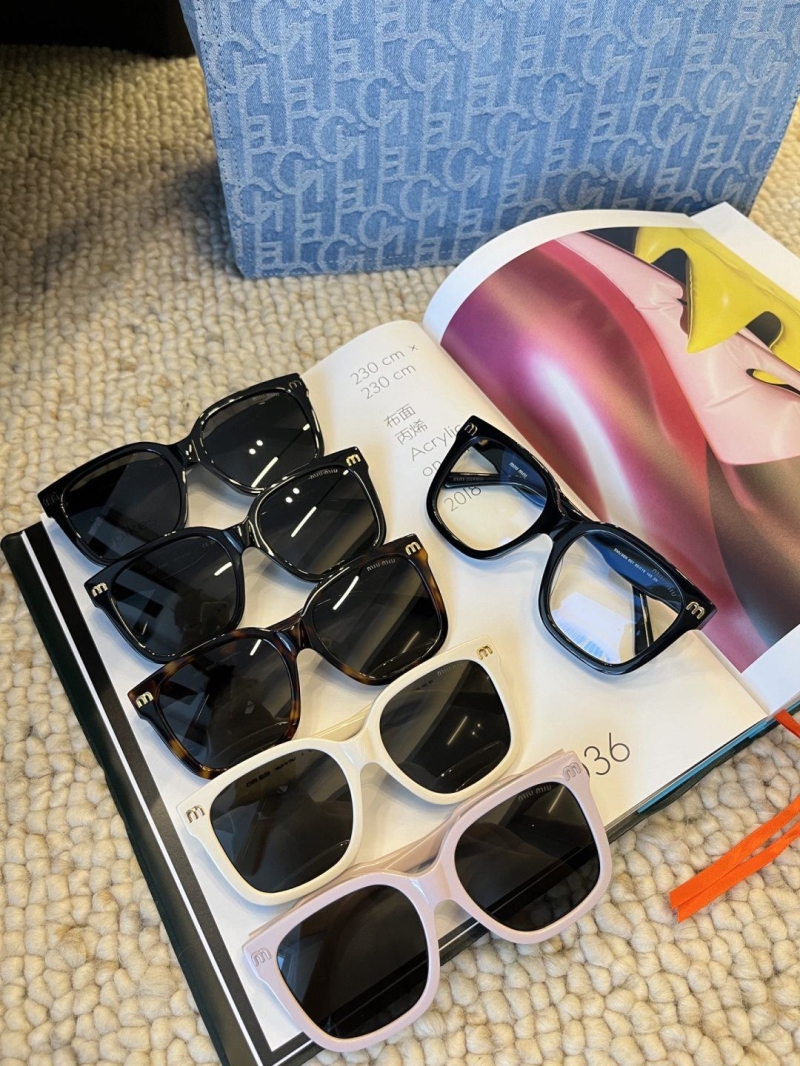 MIU MIU
